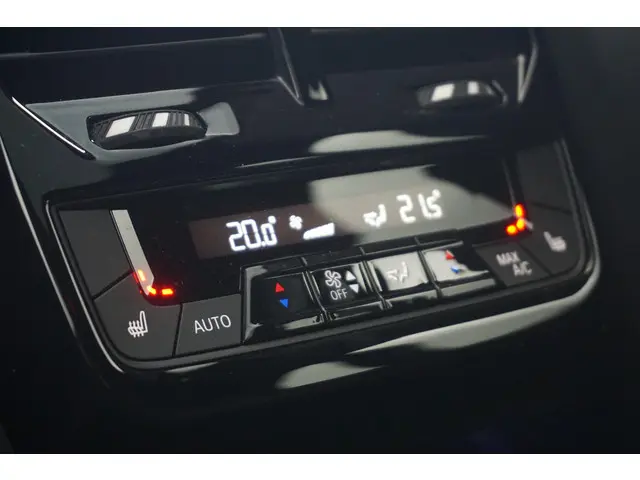 BMW iX xDrive50 M Sport 2023 Elektrisch 17