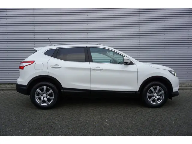 Nissan QASHQAI 1.2 Premier Edition 2014 Benzine 5