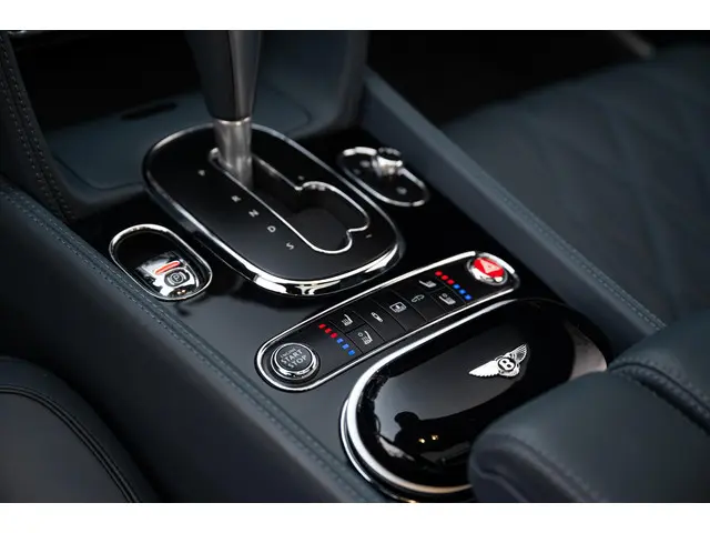 Bentley Flying Spur 4.0 V8 2016 Benzine 21