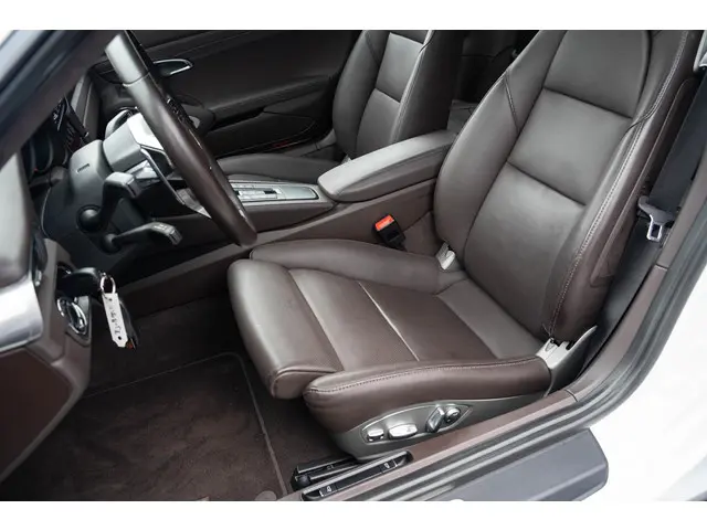 Porsche 911 3.0 Carrera S 2017 Benzine 53