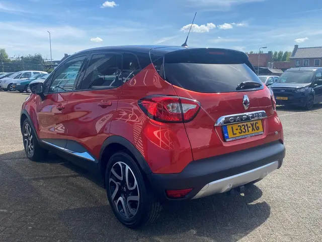 Renault Captur 1.2 TCe Helly Hansen 2015 Benzine 5