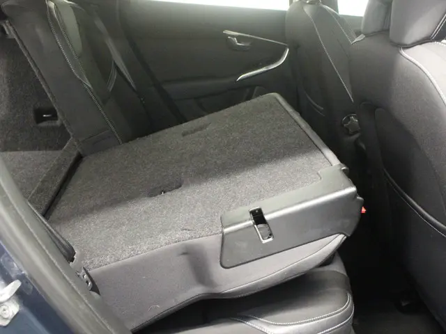 Volvo V40 2.0 T2 Nordic+ 2016 Benzine 27