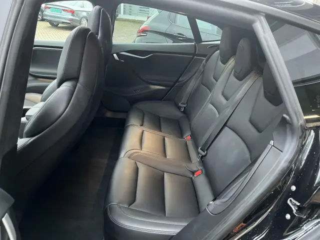 Tesla Model S 75D Auto pilot 2018 Elektrisch 15