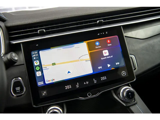 Lynk & Co 01 1.5 Plug-in Hybride 2022 Hybride Benzine 13