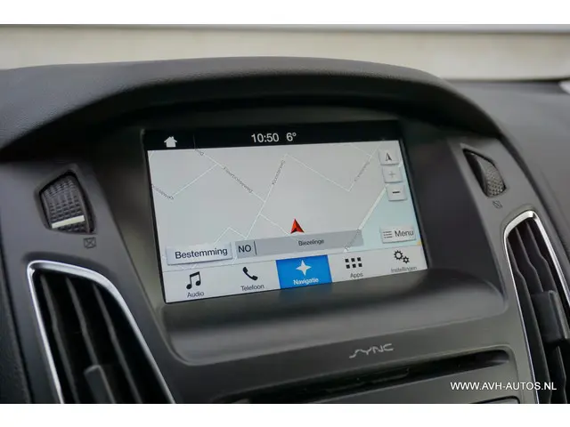 Ford Focus Wagon 1.0 Lease Edition 2017 Benzine 14