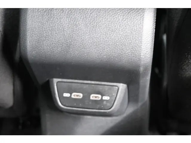 Volkswagen Polo 1.0 TSI Comfortline 2021 Benzine 28