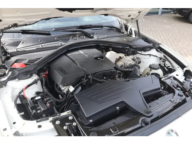 BMW 1 Serie 118i Business+ 2013 Benzine 12
