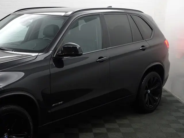 BMW X5 xDrive35i M Sport Aut- 2016 Benzine 34