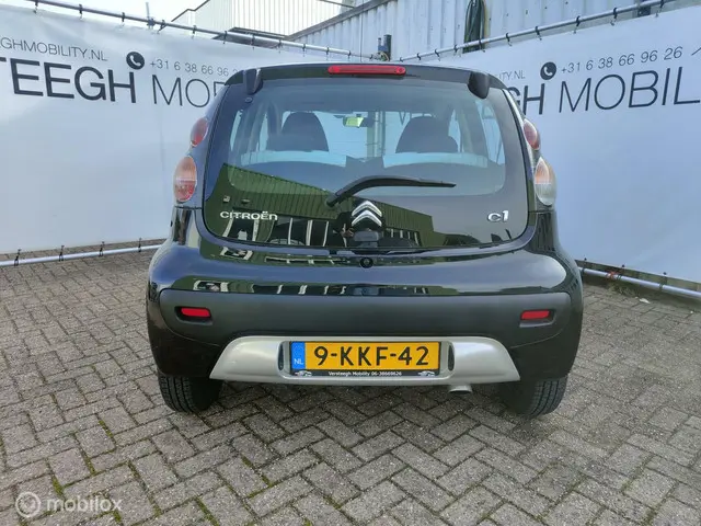 Citroën C1 1.0 Collection, Bluetooth, Airco 2013 Benzine 4