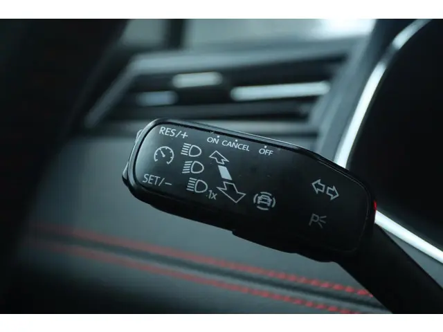 SEAT Ibiza 1.0 TSI FR BUSINESS INTENSE 2019 Benzine 20