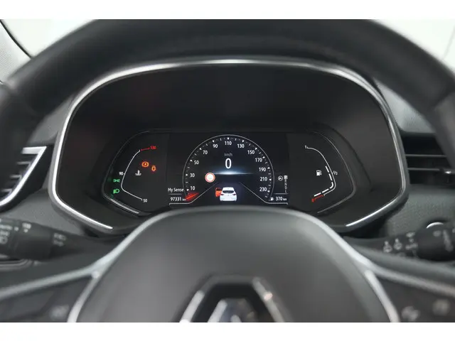 Renault Clio TCe 100 EDC Intens 2021 Benzine 40