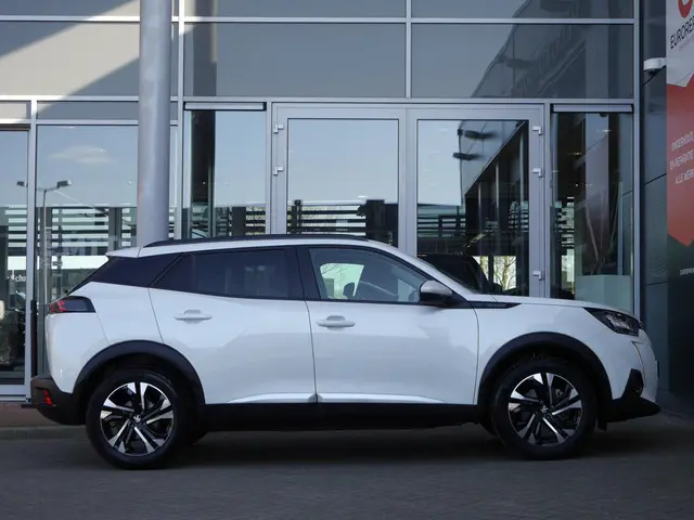 Peugeot e-2008 EV Allure 50 kWh 2020 Elektrisch 6