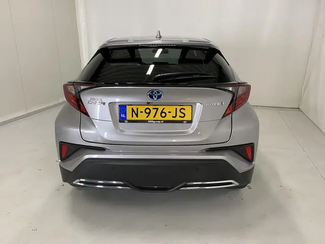 Toyota C-HR 2.0 Hybrid Style 2021 Hybride Benzine 12