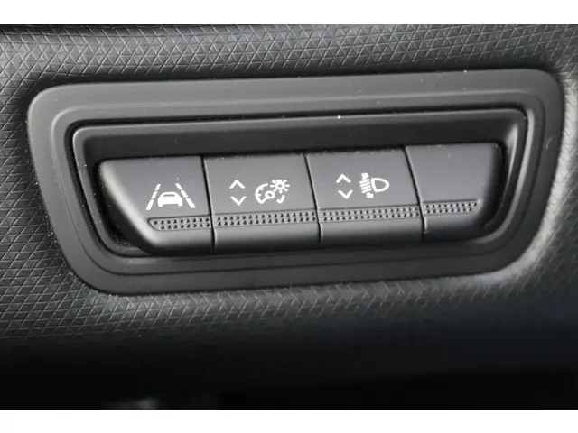 Renault Clio 1.0 TCe 100 Bi-Fuel Zen 2021 LPG/Gas 28