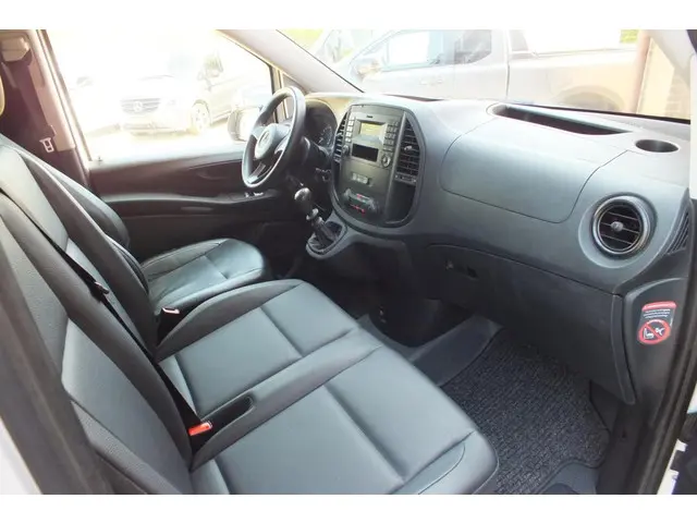 Mercedes-Benz Vito 114 CDI Extra Lang 2015 Diesel 9