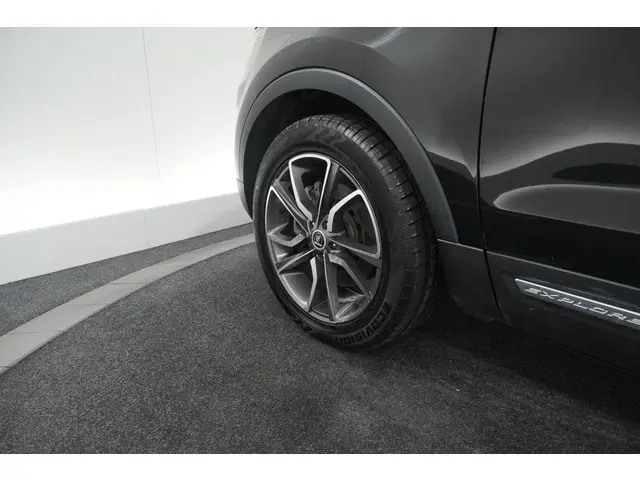 Ford Explorer XLT 2.3 Ecoboost 2019 Benzine 18