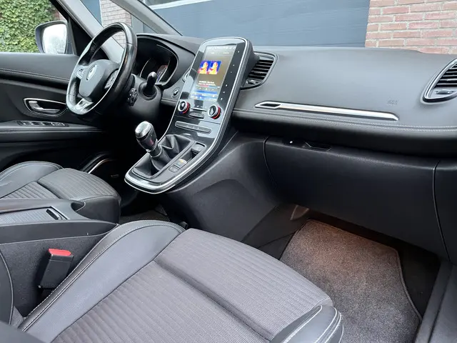 Renault Grand Scénic 1.2 TCe Bose / 2017 Benzine 7