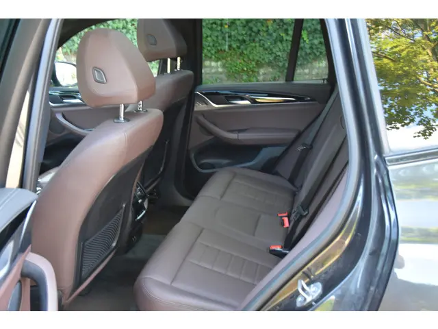 BMW iX3 Executive 80 kWh 2021 Elektrisch 8
