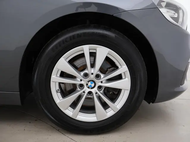 BMW 2 Serie Active Tourer 218i 136 PK AUT. 2016 Benzine 12