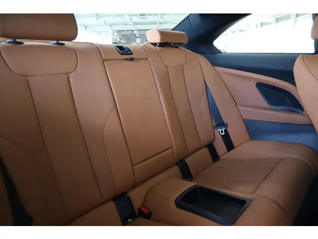 BMW 2 Serie Coupé 218i 2024 Benzine 9