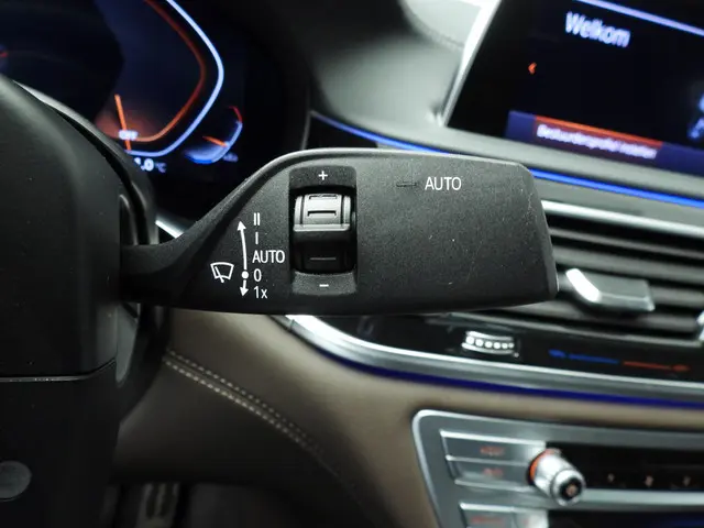 BMW 7 Serie 750i xDrive 2021 Benzine 38