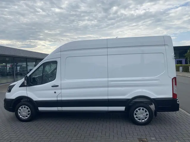 Ford E-Transit 350 L3H3 Trend 68 kWh 2024 Elektrisch 16