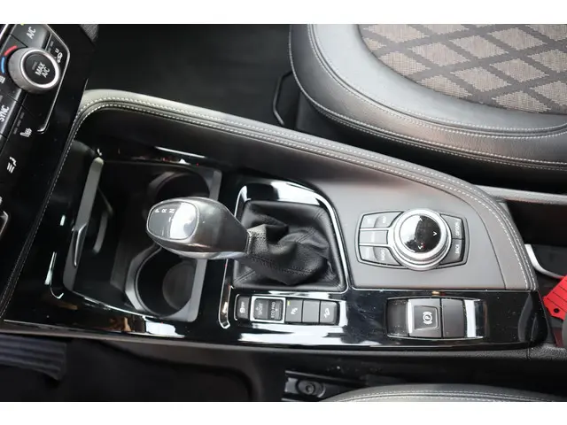 BMW X1 xDrive20i HIGH EXECUTIVE 2017 Benzine 31