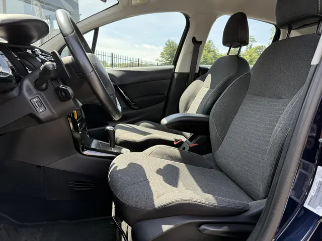 Citroën C3 1.2 PureTech Collection 2015 Benzine 6