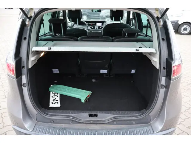 Renault Scénic 1.5 dCi Bose 2012 Diesel 17