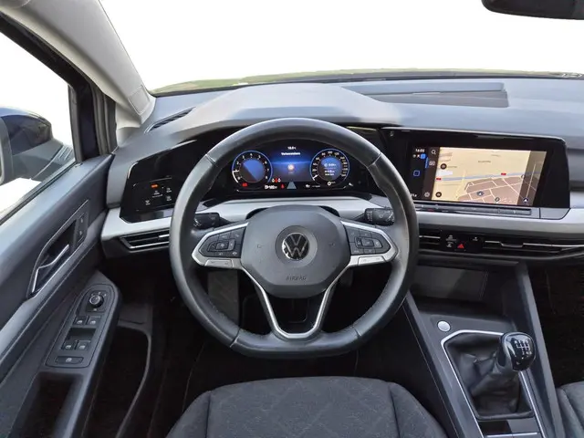Volkswagen Golf 1.5 TSI Life 2020 Benzine 10