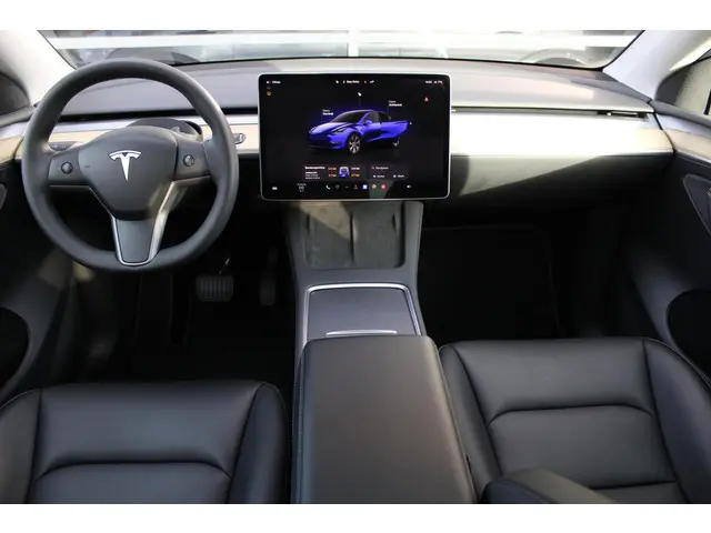 Tesla Model Y RWD 58 kWh 2023 Elektrisch 5
