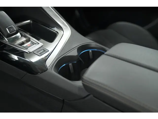 Peugeot 5008 PureTech 130 EAT8 GT-Line 2020 Benzine 42