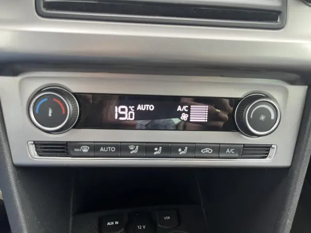 Volkswagen Polo 1.2 TSI Cross 2014 Benzine 20