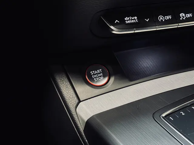 Audi SQ5 3.0 TFSI 400PK quattro 2018 Benzine 28