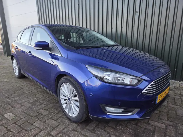 Ford Focus 1.5 Titanium Edition 2015 Benzine 7