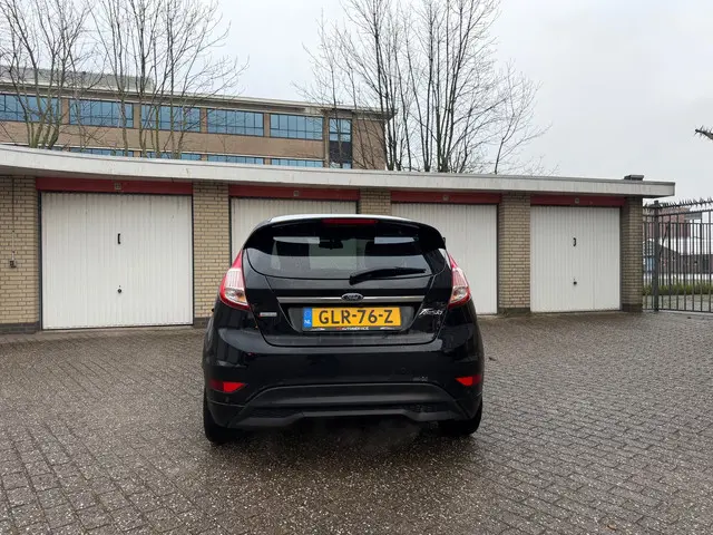 Ford Fiesta 1.0 EcoBoost Titanium 2017 Benzine 4