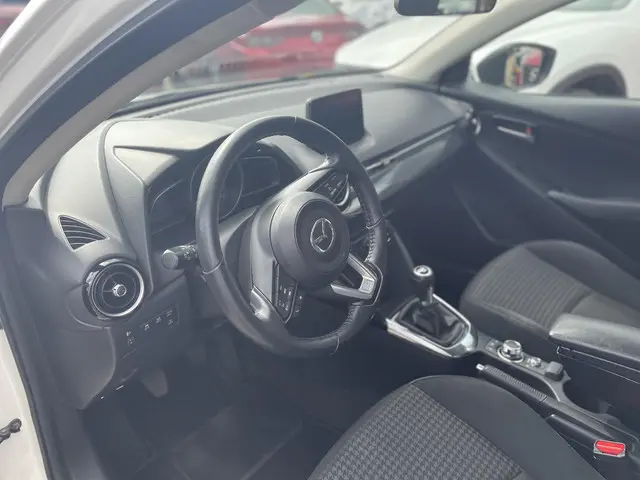 Mazda 2 1.5 Skyactiv-G Dynamic 2017 Benzine 5