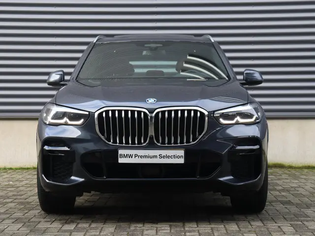 BMW X5 xDrive45e 2021 Hybride Benzine 3