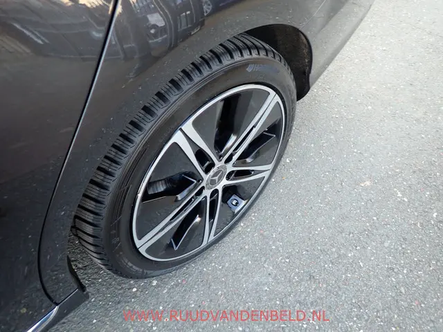 Mercedes-Benz C-Klasse Estate 300DE 2020 Hybride Diesel 25