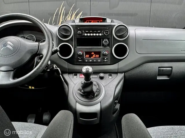 Citroën Berlingo combi 1.2 PureTech XTR 2017 Benzine 8