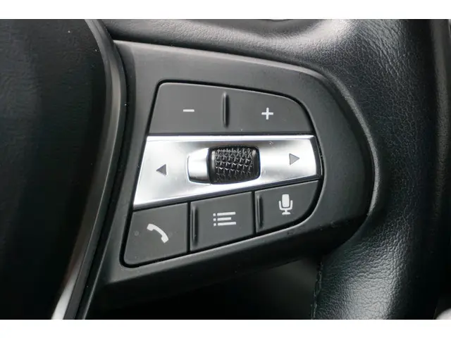 BMW 2 Serie Gran Coupé 218i 2022 Benzine 25