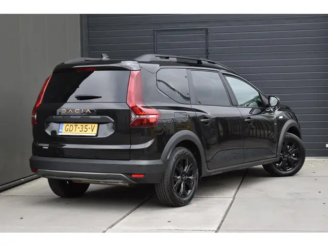 Dacia Jogger Hybrid 140 PK Extreme 2024 Hybride Benzine 3