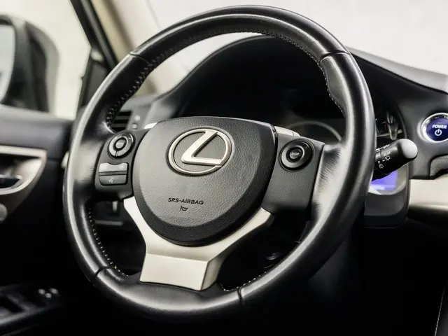 Lexus CT 200h 25th Edition 2015 Hybride Benzine 19