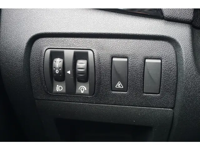 Renault Scénic 1.4 TCe Bose 2013 Benzine 23