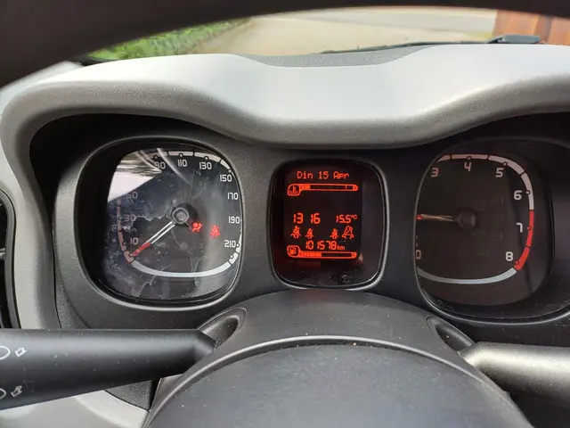 Fiat Panda 0.9 TwinAir Edizione Cool 2015 Benzine 9