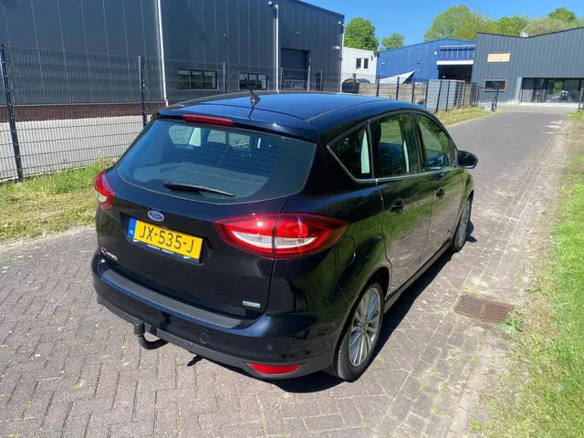 Ford C-MAX 1.0 Titanium 2016 Benzine 9