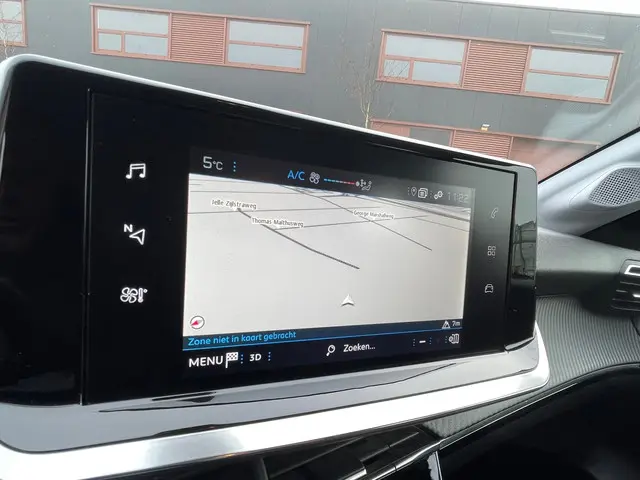 Peugeot 208 1.2 Turbo Active AUTOMAAT 2020 Benzine 28