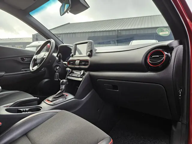 Hyundai Kona 1.6 T-GDI Fashion 2019 Benzine 28