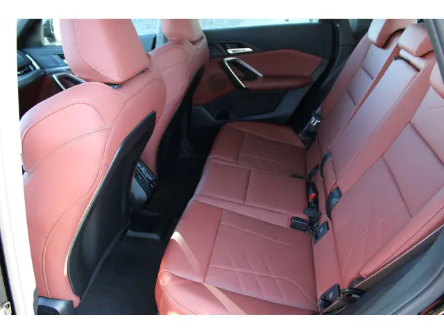 BMW iX1 eDrive20 M Sport 2026 Elektrisch 15