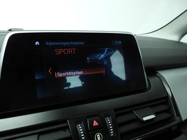 BMW 2 Serie Active Tourer 216i 2018 Benzine 24